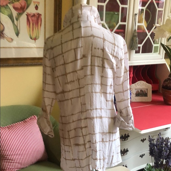 Designer John Mark Button-Up Tunic Blouse. XS - Picture 4 of 4